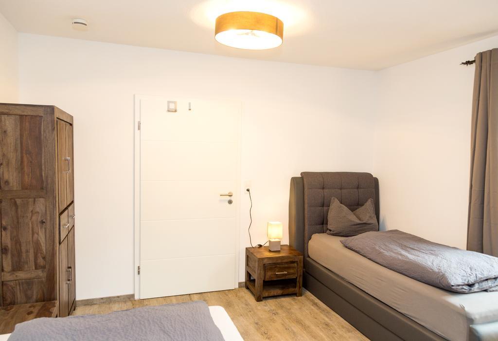 Apartment Yachthafen Waren ภายนอก รูปภาพ